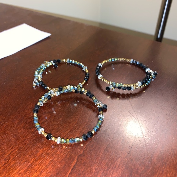 Stretchy Stackable Bracelets - Picture 3 of 5